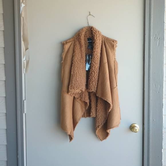 Bundle - Picture 10 of 12